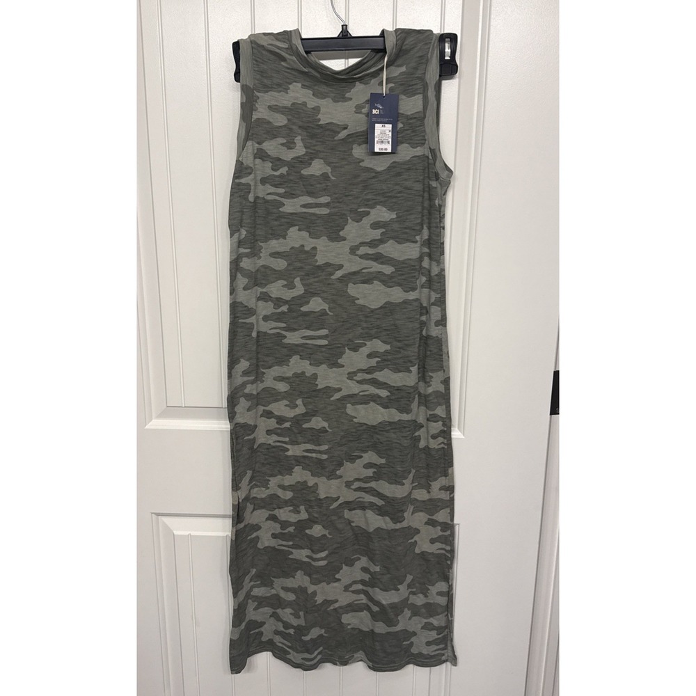 Woman's Universal Threads Camo Tank Dress XL